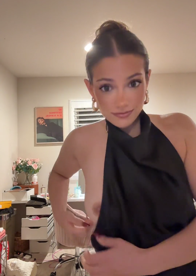 ohsashiez Nipple Slip